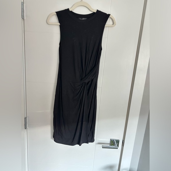 Side Twist Dress - Picture 2 of 9